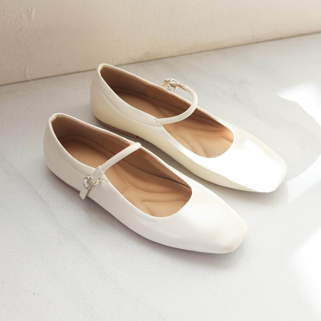 Flats – Hue - Main Image